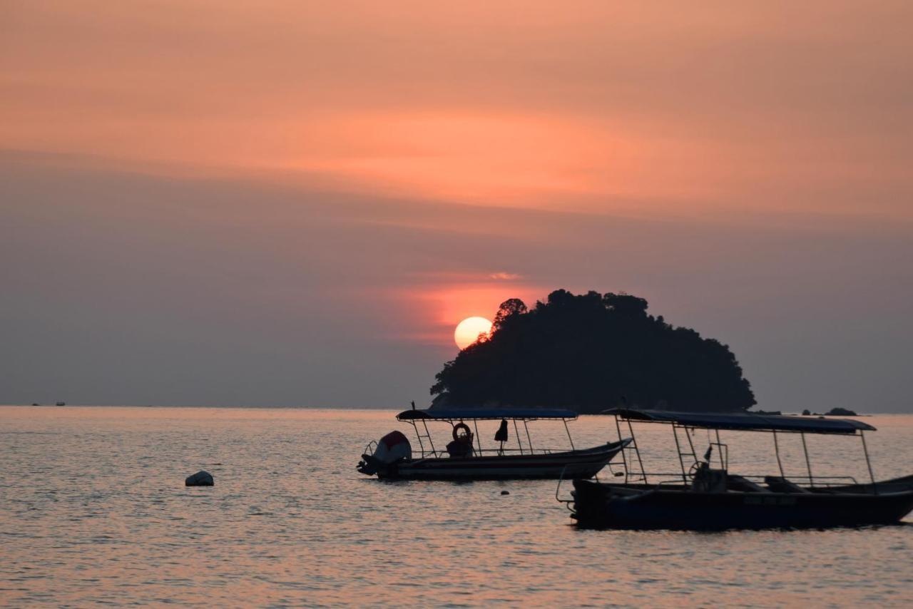 Avi Pangkor Hotel 3*